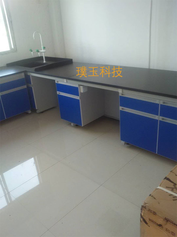 四川华大医院检验科